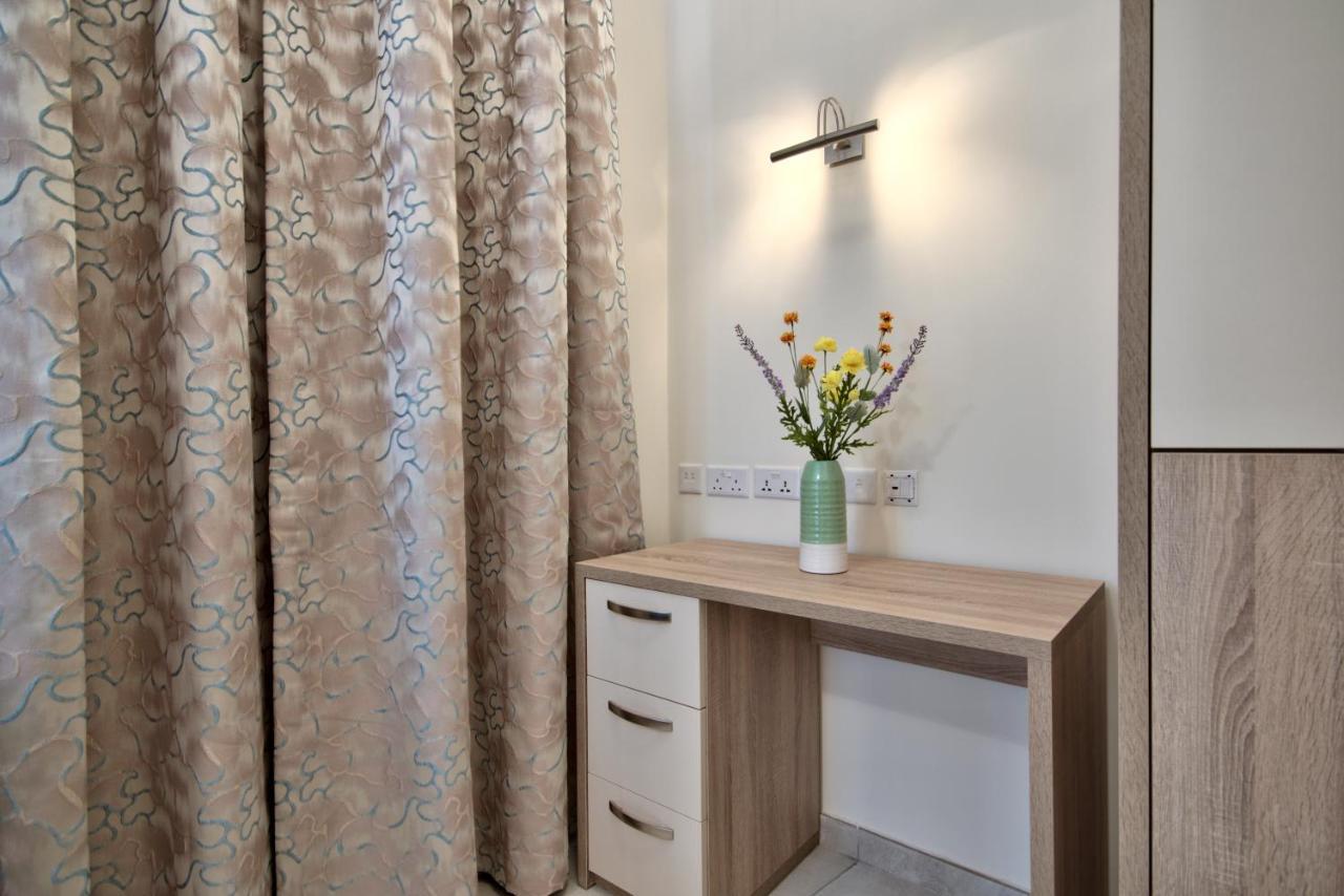 The - Piazza Bed & Breakfast