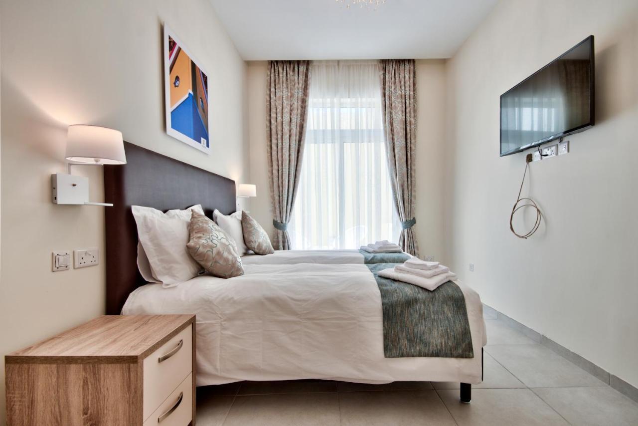 The - Piazza Bed & Breakfast